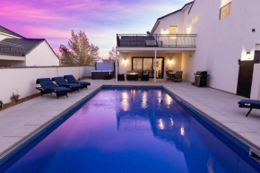 Desert Pearl at Elim Valley Resort 4299 Private Pool, Hot Tub, Spacious Living room, and More
